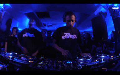 Photo of set Elijah & Skilliam.