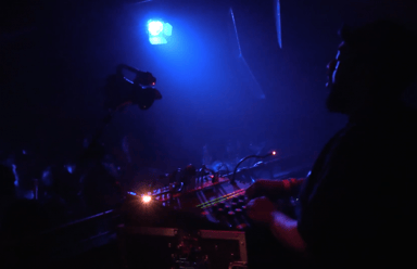 Photo of set Glenn Underground.