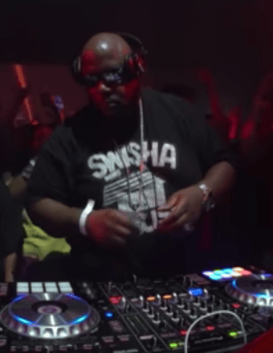 Photo of set DJ Michael Watts.