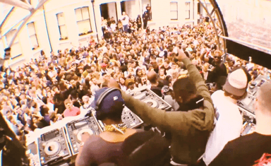 Photo of set DJ Ron.