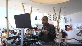 Photo of set Carl Craig 80 Min Mix.