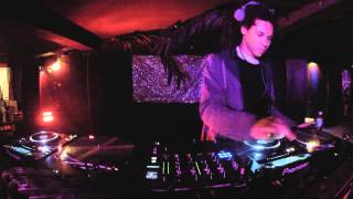 Photo of set Bradley Zero.