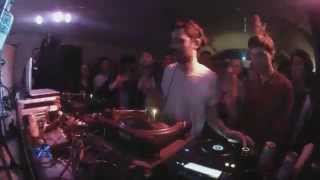 Photo of set xxxy B2B Braiden 70 Min Mix.