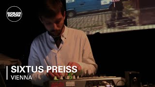 Photo of set Sixtus Preiss.