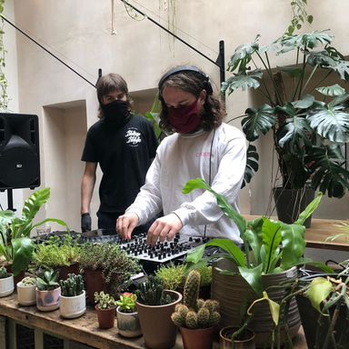 Photo of set Brame & Hamo.