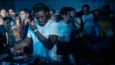 Photo of set Jay Daniel.