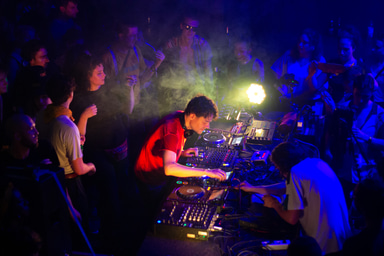 Photo of set Matias Aguayo.