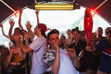 Photo of set Jamie Tiller & Raphaël Top-Secret.