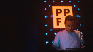 Photo of set Kausto.