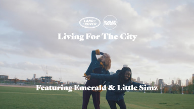 Photo of set Little Simz & Emerald take on London.
