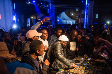 Photo of set Maphorisa.