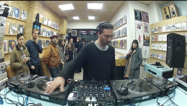 Photo of set October.