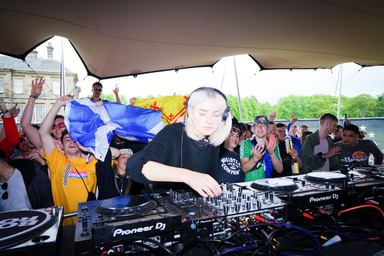 Photo of set Éclair FiFi.