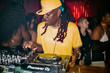 Photo of set Blackcat.