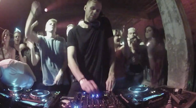 Photo of set Adam Beyer.