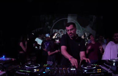 Photo of set Auntie Flo.