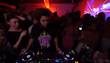 Photo of set Yazzus.