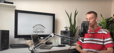 Photo of set Finn Foxell.