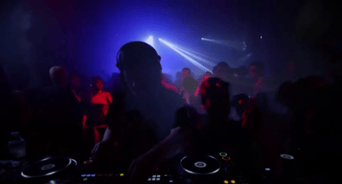 Photo of set Kablam.