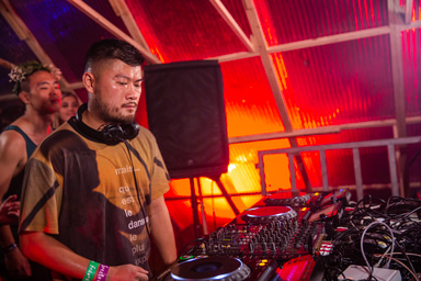 Photo of set Bezier.