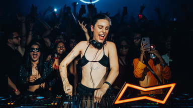 Photo of set AK SPORTS.