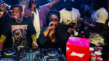 Photo of set Bloody Civillian (live).