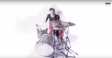 Photo of set In Stereo: Deerhoof.