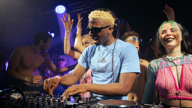 Photo of set Die Klar.