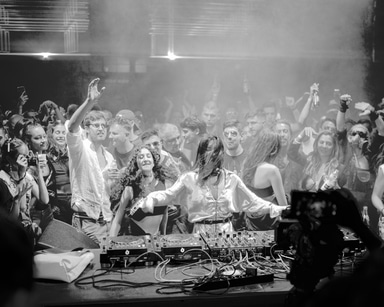 Photo of set Gabriella Vergilov.