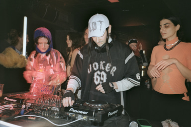 Photo of set XØT33.