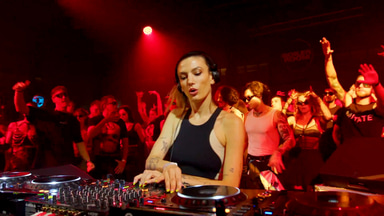 Photo of set Lee Ann Roberts.