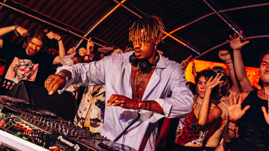 Photo of set MARRØN.