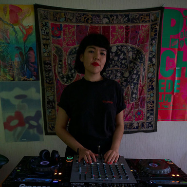 Photo of set Nazira.