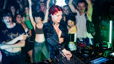 Photo of set Neri J.