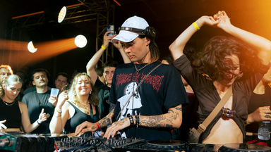 Photo of set Schacke.