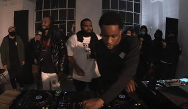 Photo of set DJ Taye.