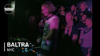 Photo of set Baltra.