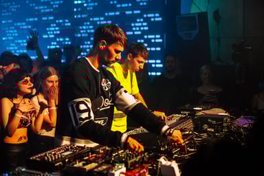 Photo of set FJAAK.