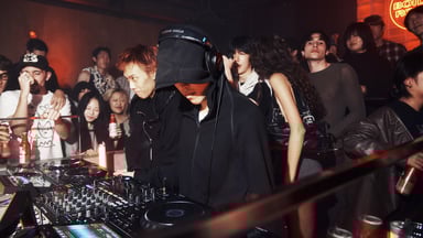 Photo of set Chanyoung.