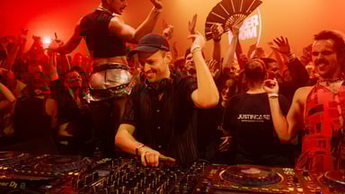 Photo of set Job Jobse.