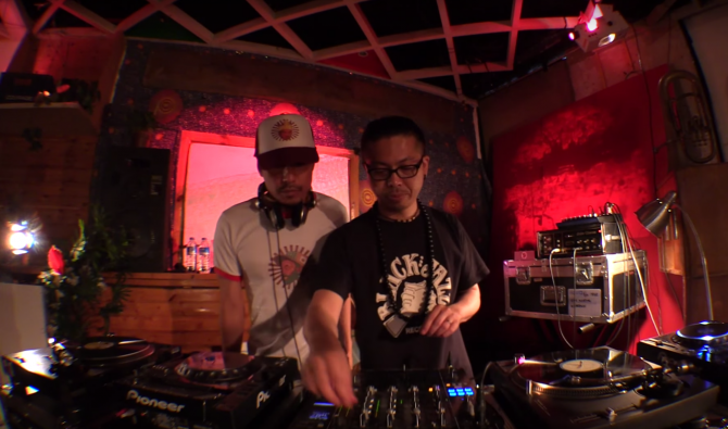 Photo of set Afrobuddha.