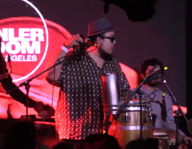 Photo of set Buyepongo.