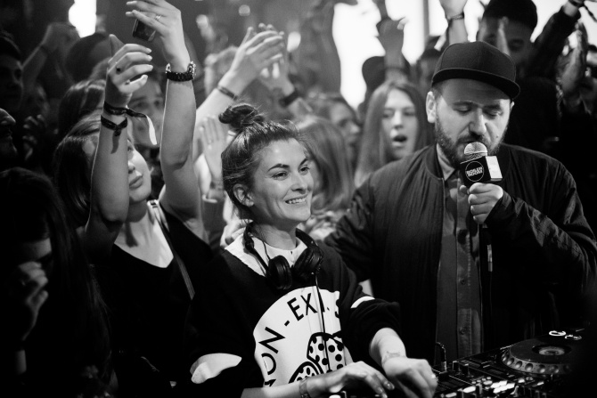 Photo of set Julia Govor.