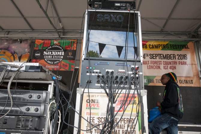 Photo of set Saxon Sound.