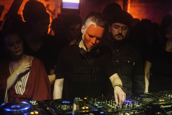 Flyer for event Redshape.