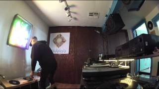 Photo of set Thomas Klepper.