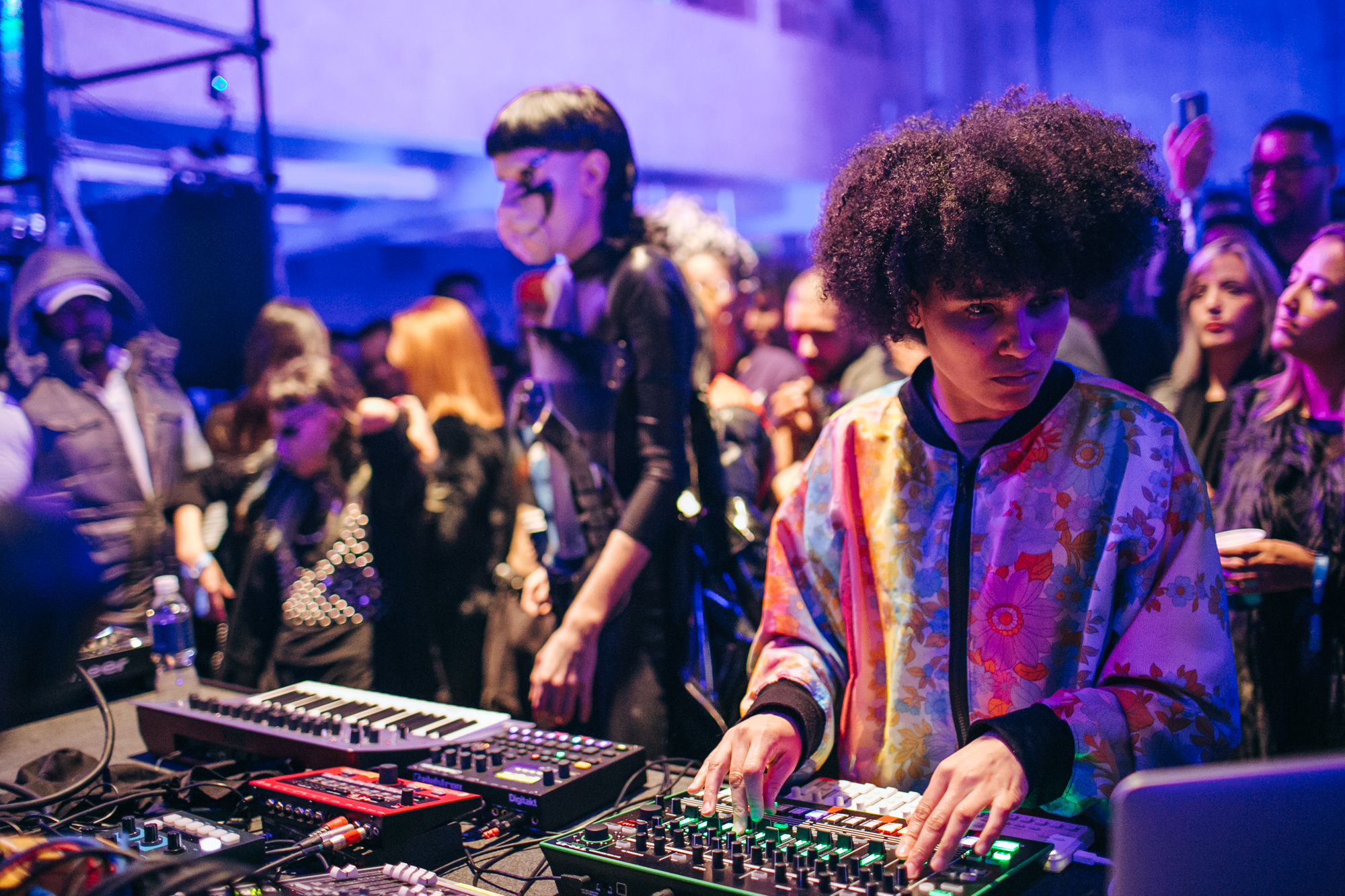 Photo of set rRoxymore.