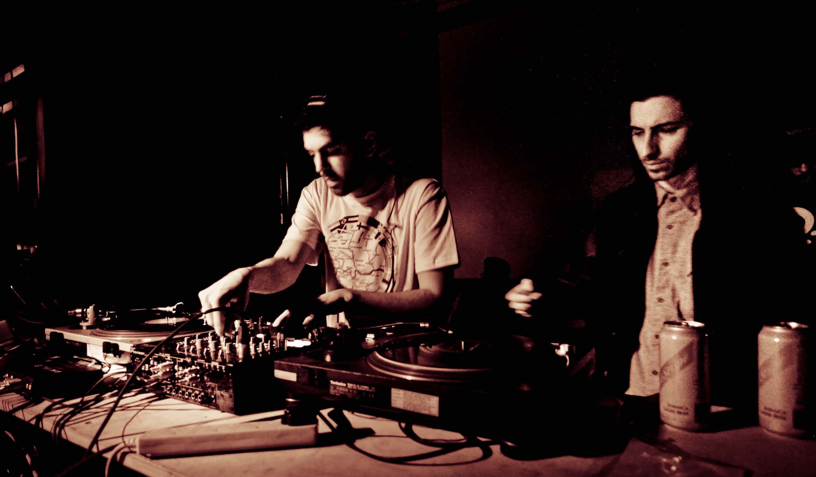 Photo of set Reecha.