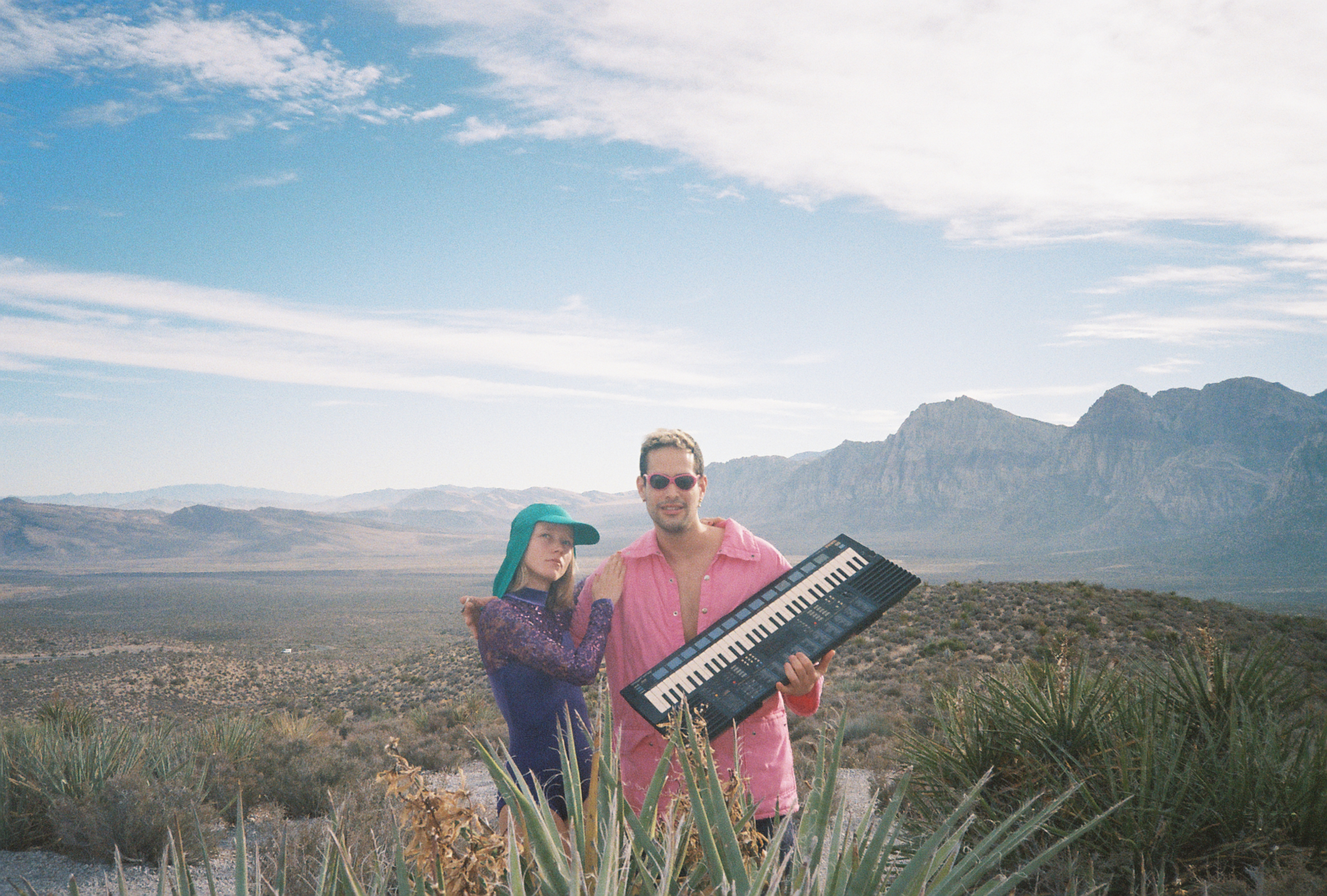 Photo of set strongboi.