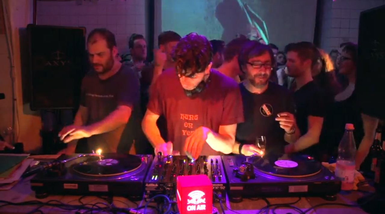 Photo of set Move D b2b Optimo.